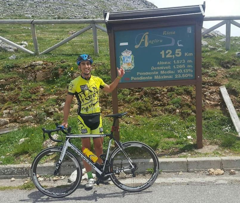 El Angliru 3 Santa Eulalia de Morcin Exterior foto